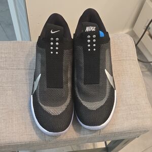 Nike adapt BB Men's Black and White Shoes